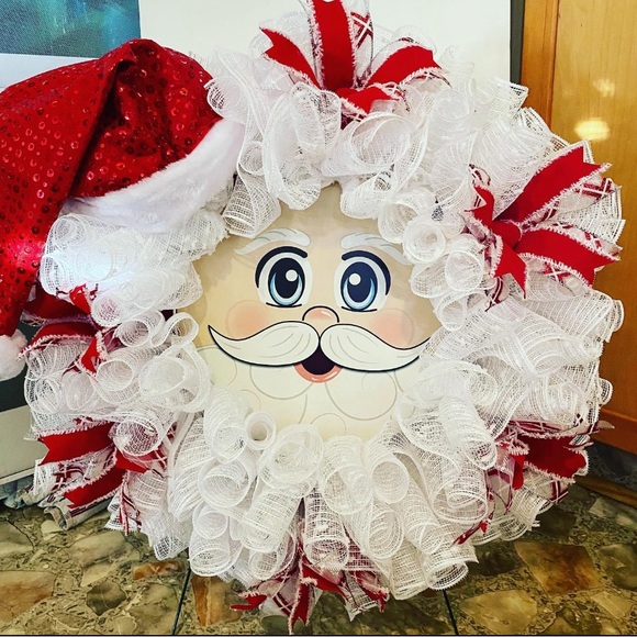 Beautiful handmade Christmas Wreaths - Picture 8 of 9